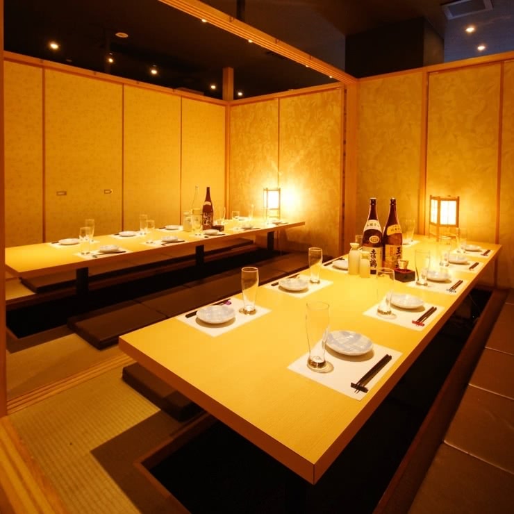 Japanese restaurant room
